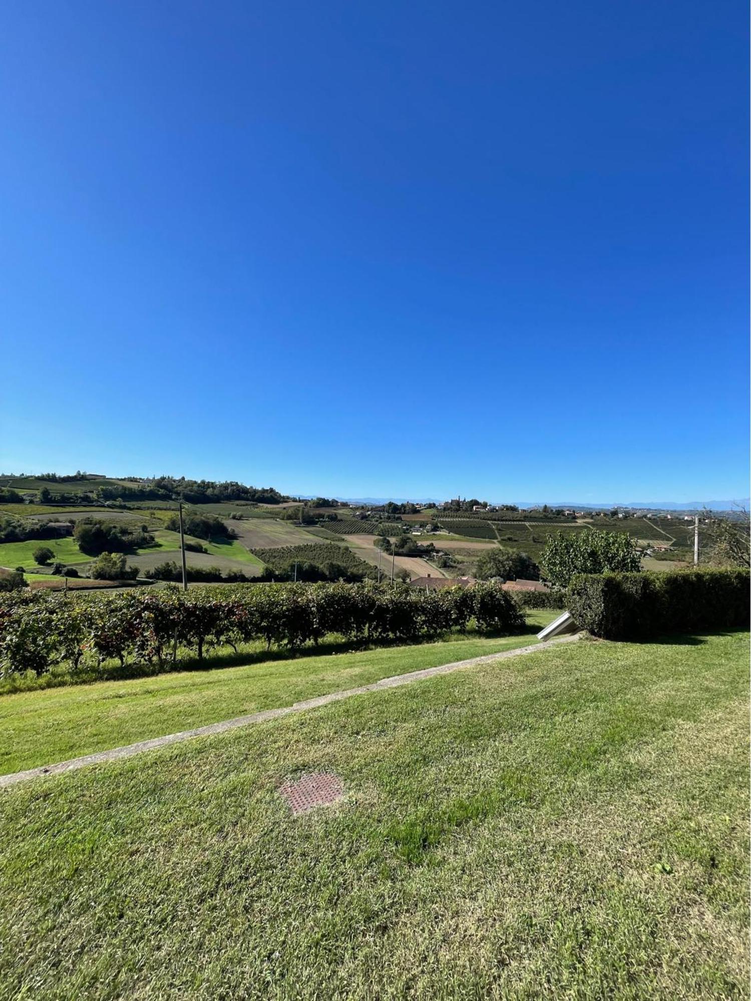 Agriturismo Podere La Piazza Costigliole d'Asti Luaran gambar