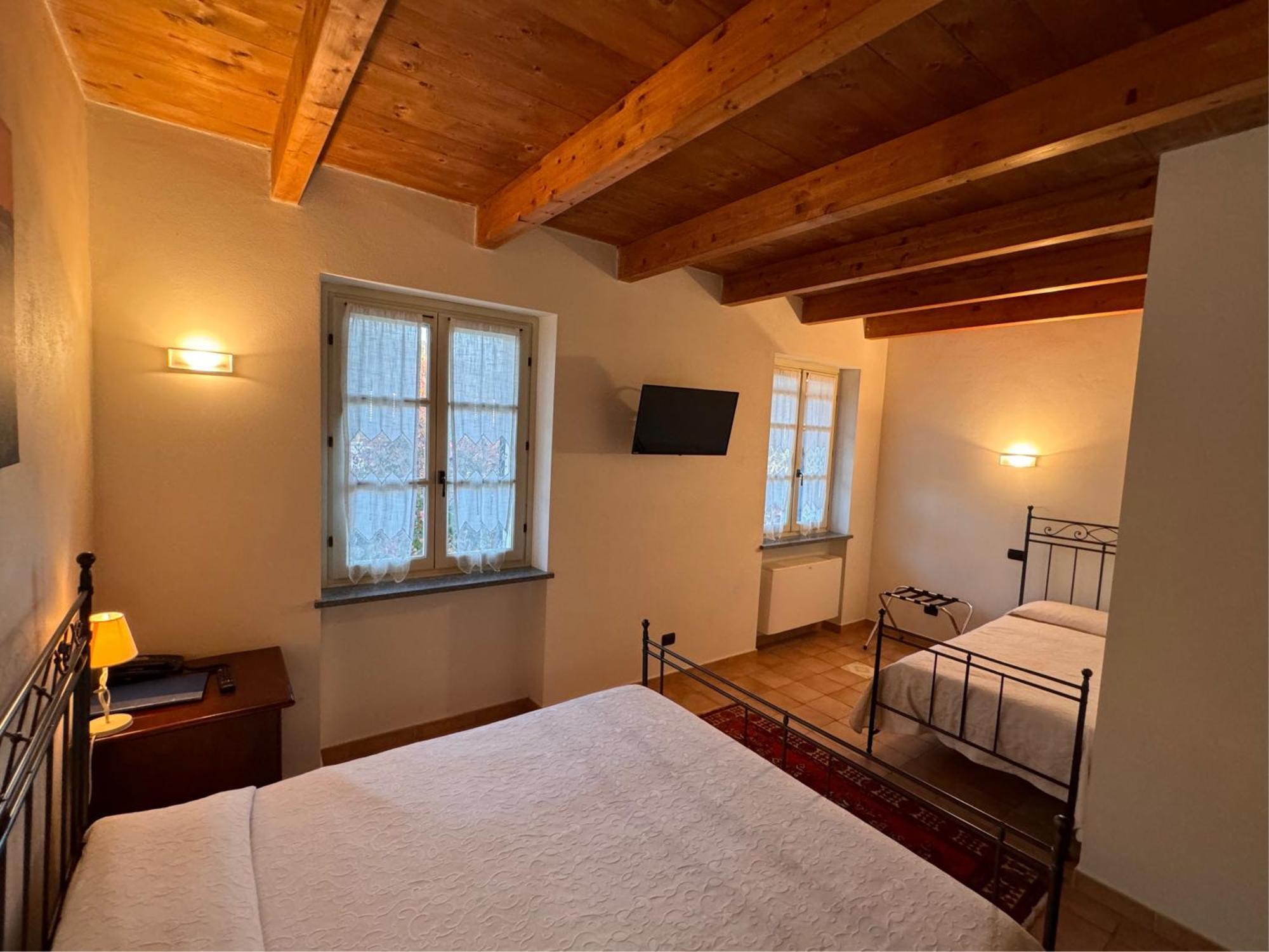 Agriturismo Podere La Piazza Costigliole d'Asti Luaran gambar