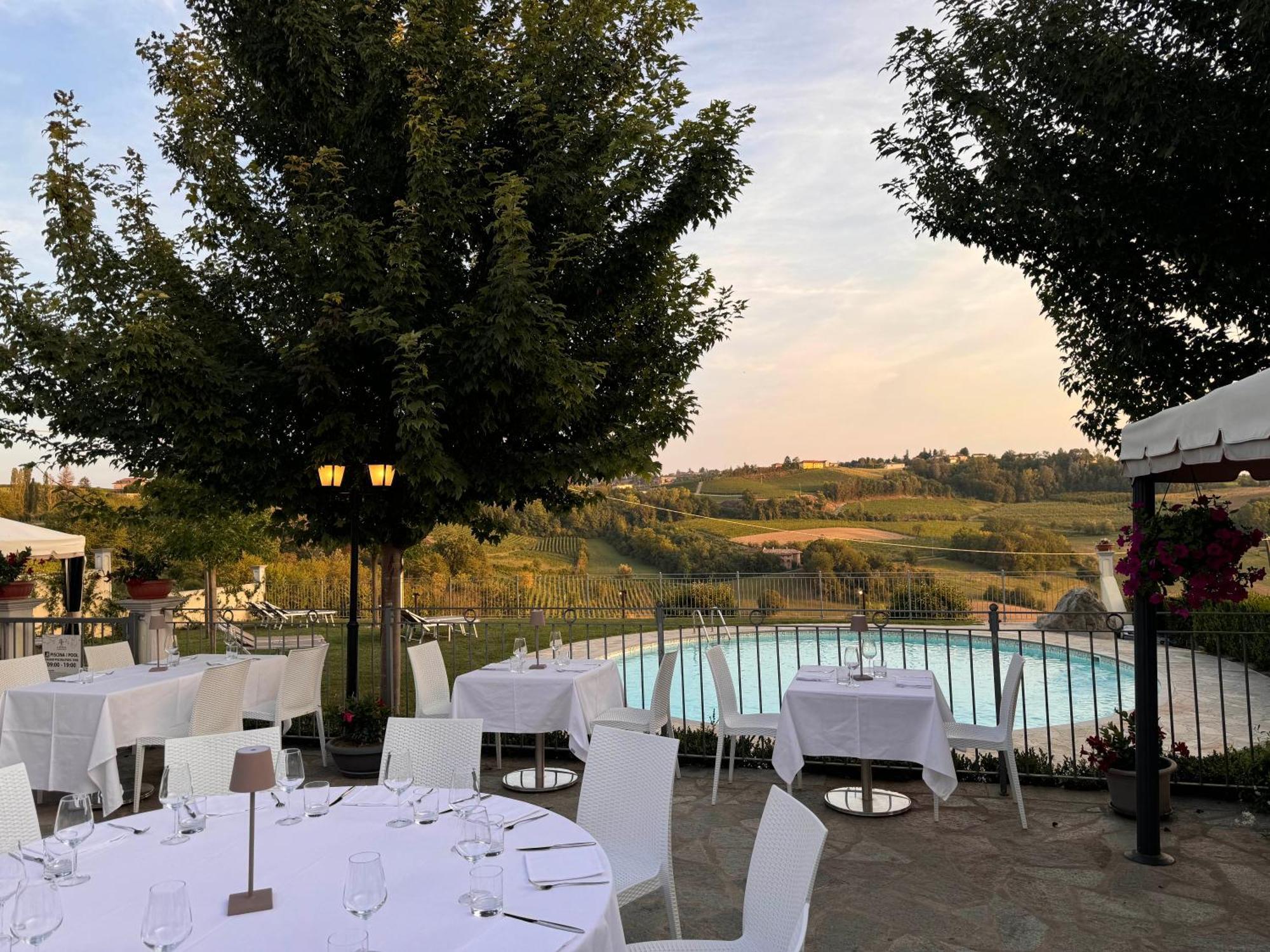 Agriturismo Podere La Piazza Costigliole d'Asti Luaran gambar