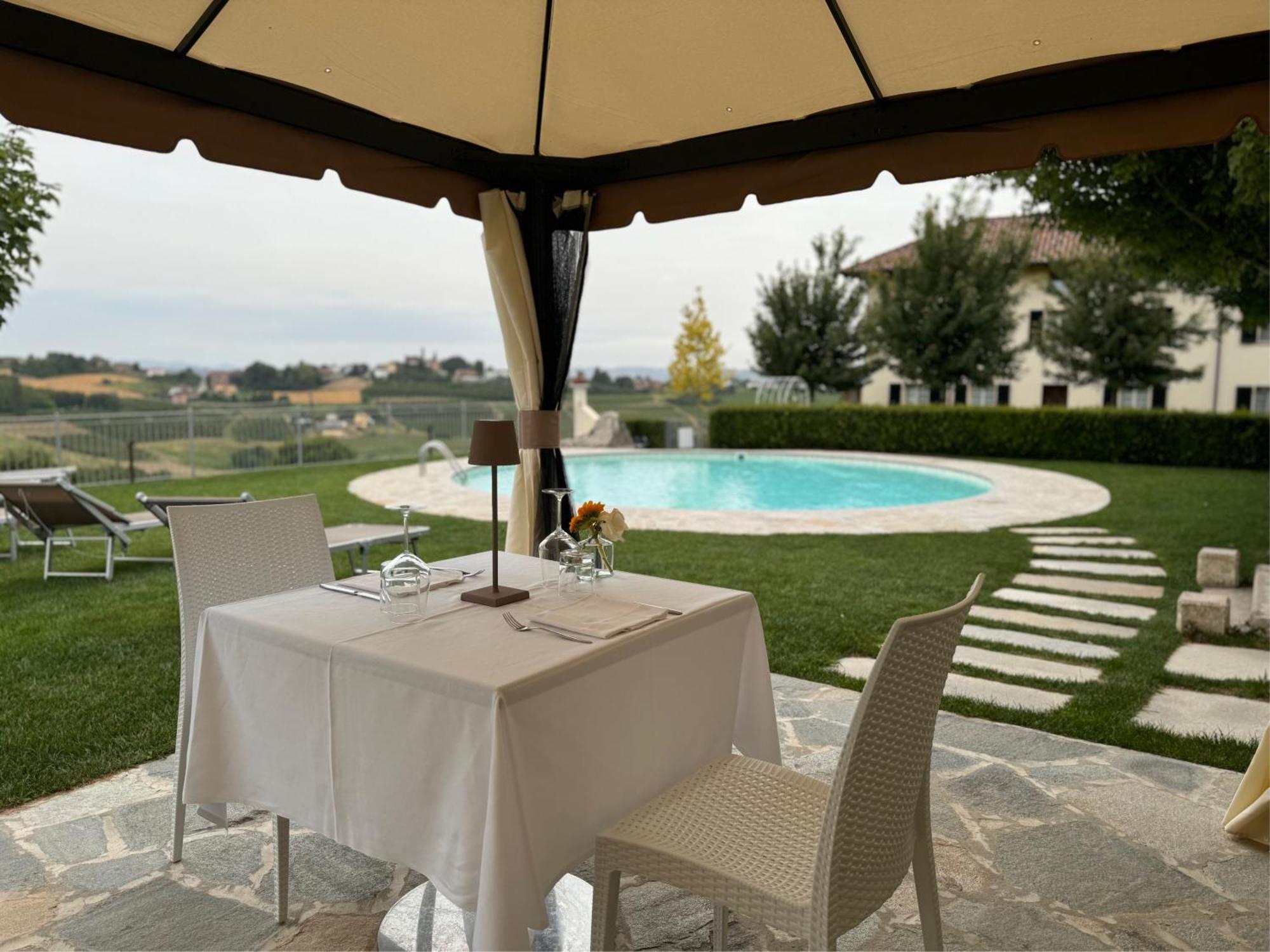 Agriturismo Podere La Piazza Costigliole d'Asti Luaran gambar